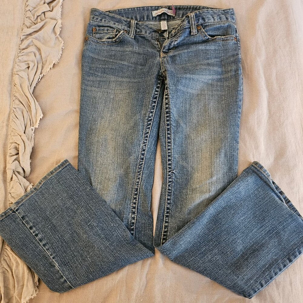 Aeropostale Bootcut Jeans – Size 3/4 Regular – Medium Wash